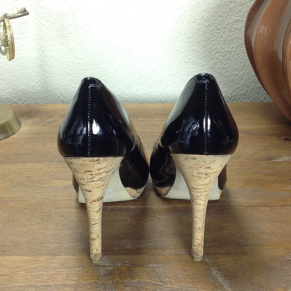Nine West Black Patent Leather Platform Heels - Picture 5 of 8